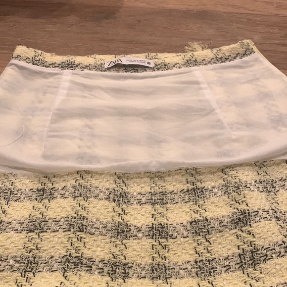 Zara skirt size medium - Picture 5 of 8